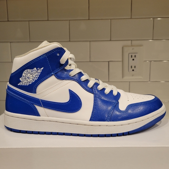 Wmns Nike Air Jordan 1 Mid 'Kentucky Blue' -- Size W11/M9.5 (With Box) - Picture 8 of 9